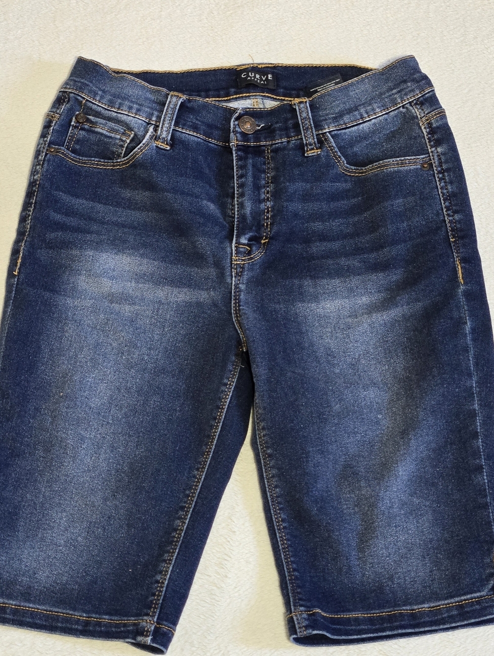 Curve Appeal Bermuda Shorts, High-Rise, Dark Wash, 5-Pocket Design-Size 4/27
